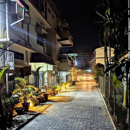 Townhouse - The Urban Inn Dibrugarh Εξωτερικό φωτογραφία