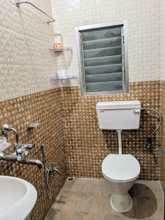 Townhouse - The Urban Inn Dibrugarh Εξωτερικό φωτογραφία